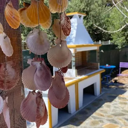 Malou Garden House Near The Tatil Evi *