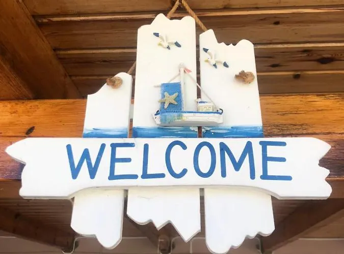 Semesterbostad Malou Garden House Near The *